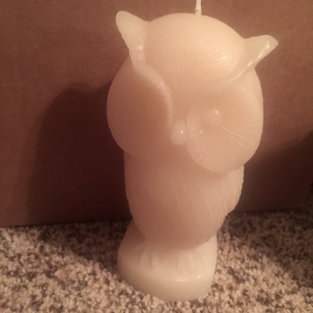 White owl wax candle unscented